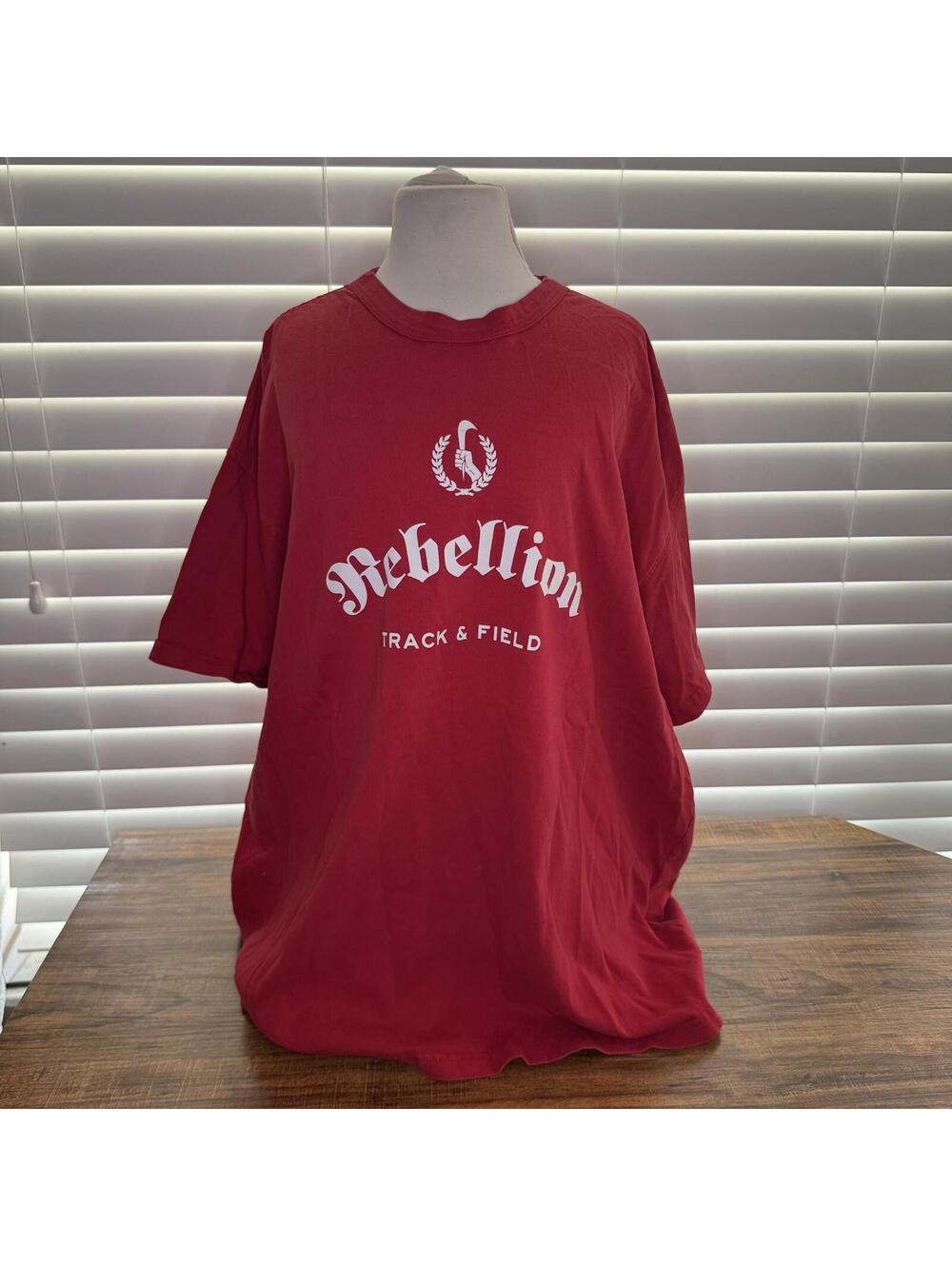 Nike Rebellion Track & Field Red T-Shirt Men's XXL